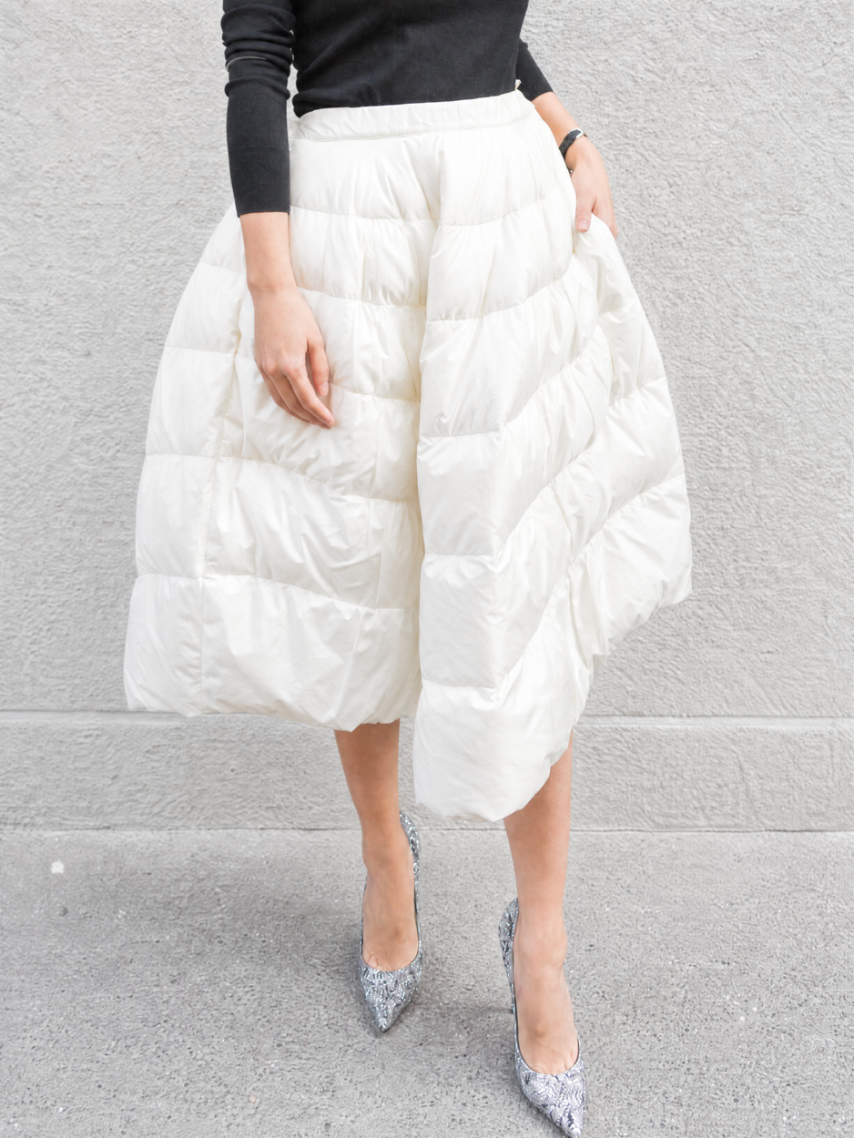 Fashionable outfit example of a midi skirt for petites with pointed toe boots.